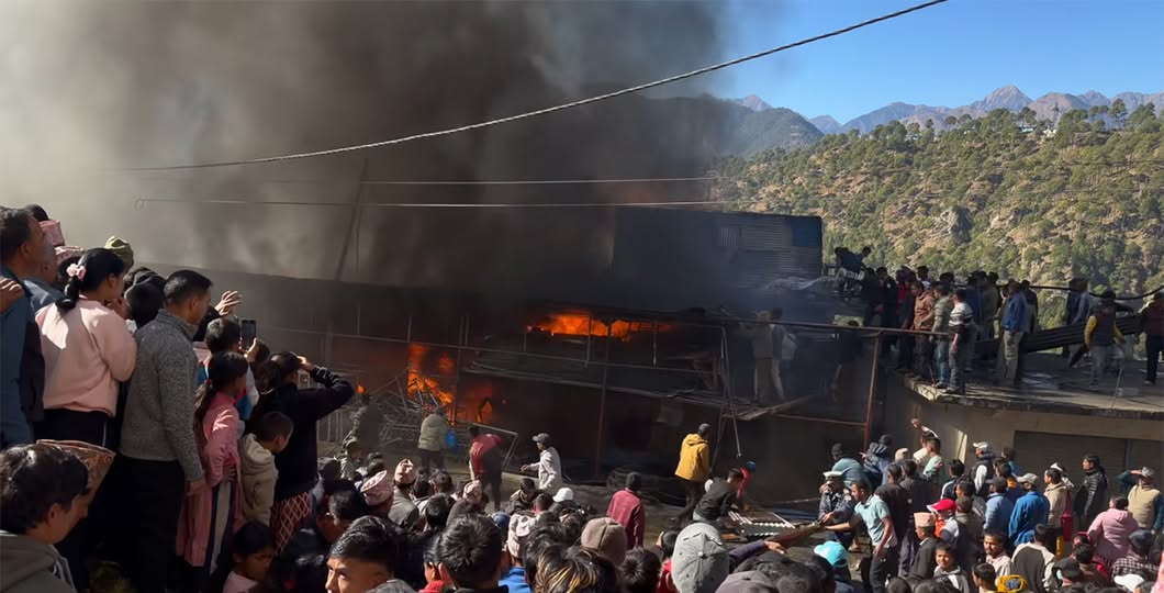 बाजुरा आगलागीमा दुई करोडको क्षति