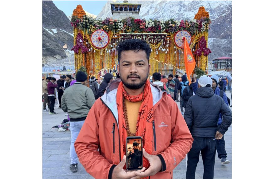 केदारनाथबाट प्रधानमन्त्रीलाई आग्रह: ‘नेपाललाई पुनः हिन्दु राष्ट्र घोषणा गरियोस्’