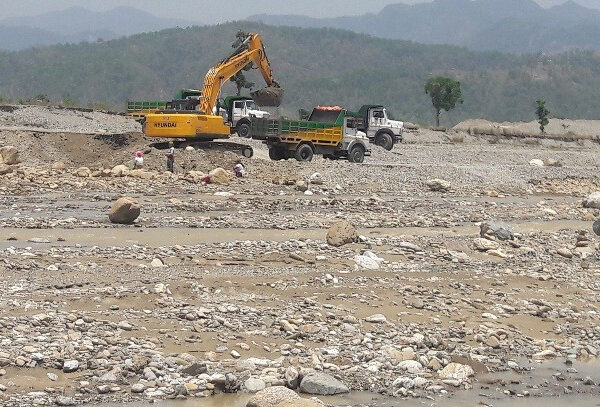 आलितालमा नदीजन्य पदार्थ उत्खनन् तीन महिनाका लागि बन्द