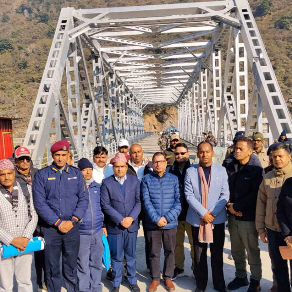 निर्माण सम्पन्न भए पनि सञ्चालनमा आएन दार्चुलाको नेपाल–भारत पक्की पुल